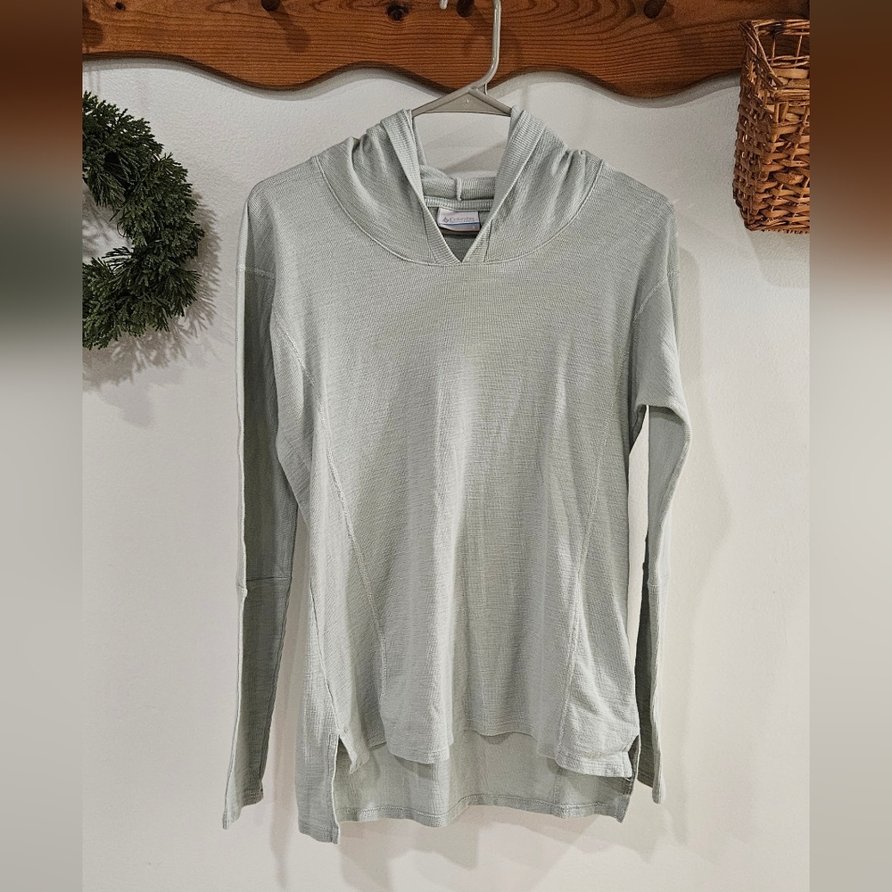 Columbia Longer Days Hoodie Womens Small Drop Tail Hem Athleisure Relaxed Active